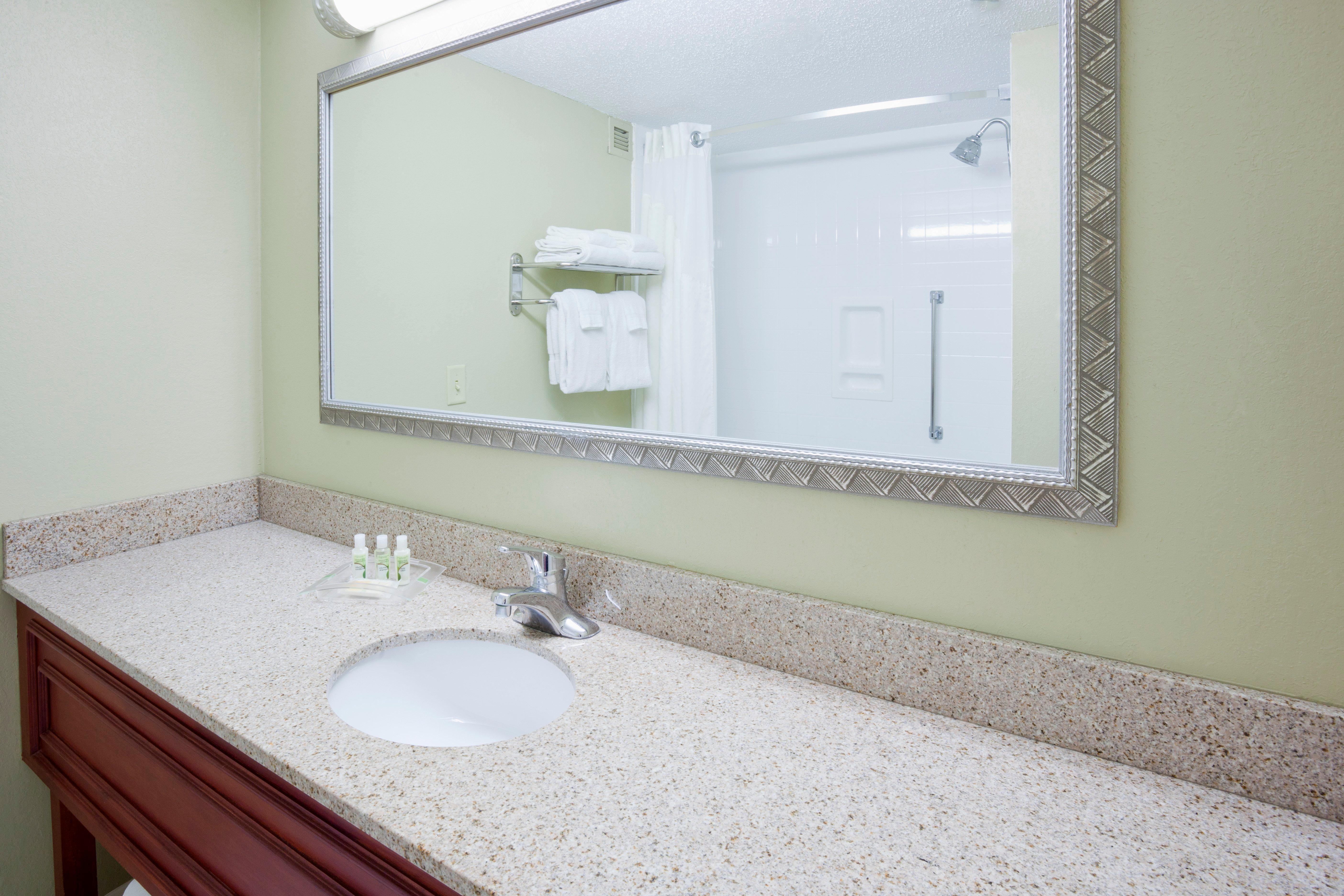 Holiday Inn & Suites St. Cloud By Ihg Saint Cloud Eksteriør billede