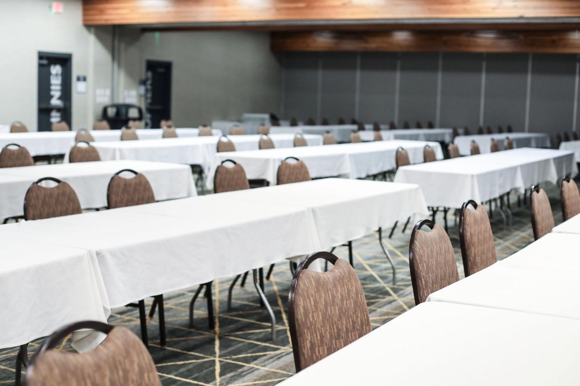 Holiday Inn & Suites St. Cloud By Ihg Saint Cloud Eksteriør billede