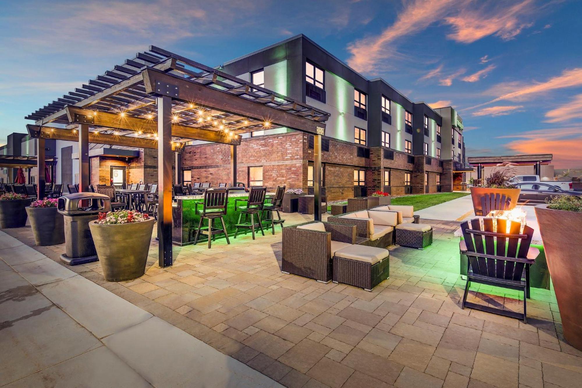 Holiday Inn & Suites St. Cloud By Ihg Saint Cloud Eksteriør billede